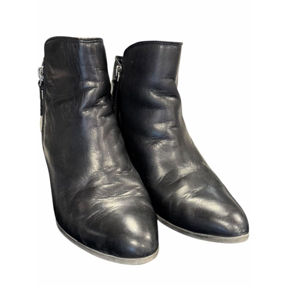 Frye - Picture 2 of 11